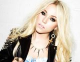 Amelia Lily